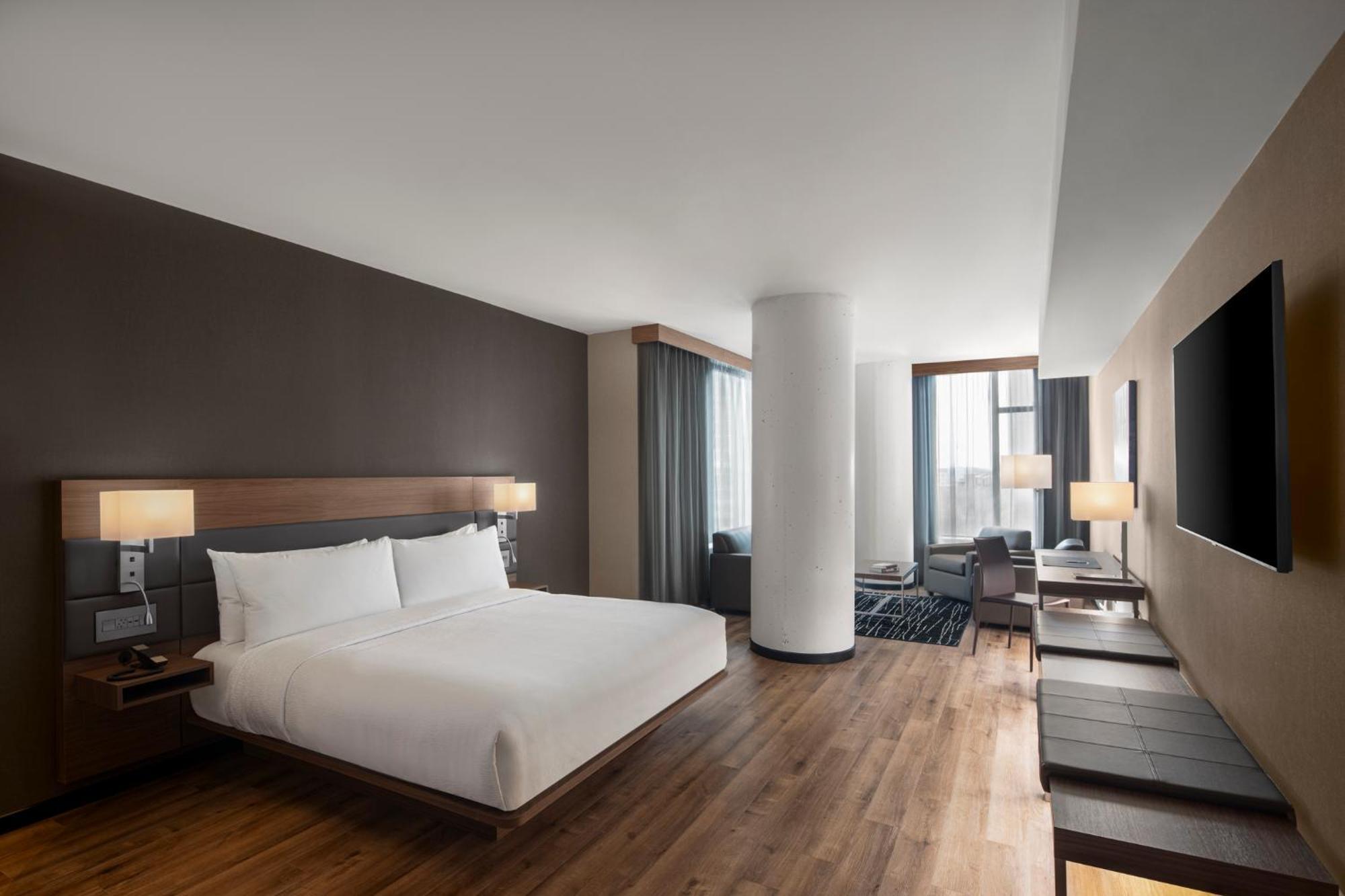 Ac Hotel By Marriott Ottawa Downtown Exterior photo